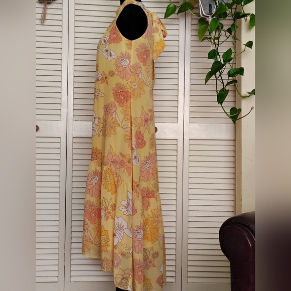 Eliza J Sunny Yellow Floral Halter Maxi Dress Size 2 – Like New - Picture 4 of 12